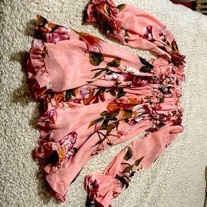 Floral Dress i didn’t wear doesn’t fit anymore